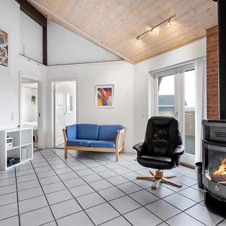 Tydkil - 300m To The Fjord By Interhome