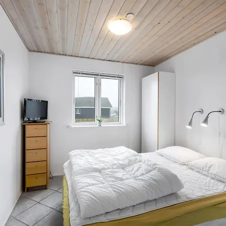 Tydkil - 300m To The Fjord By Interhome